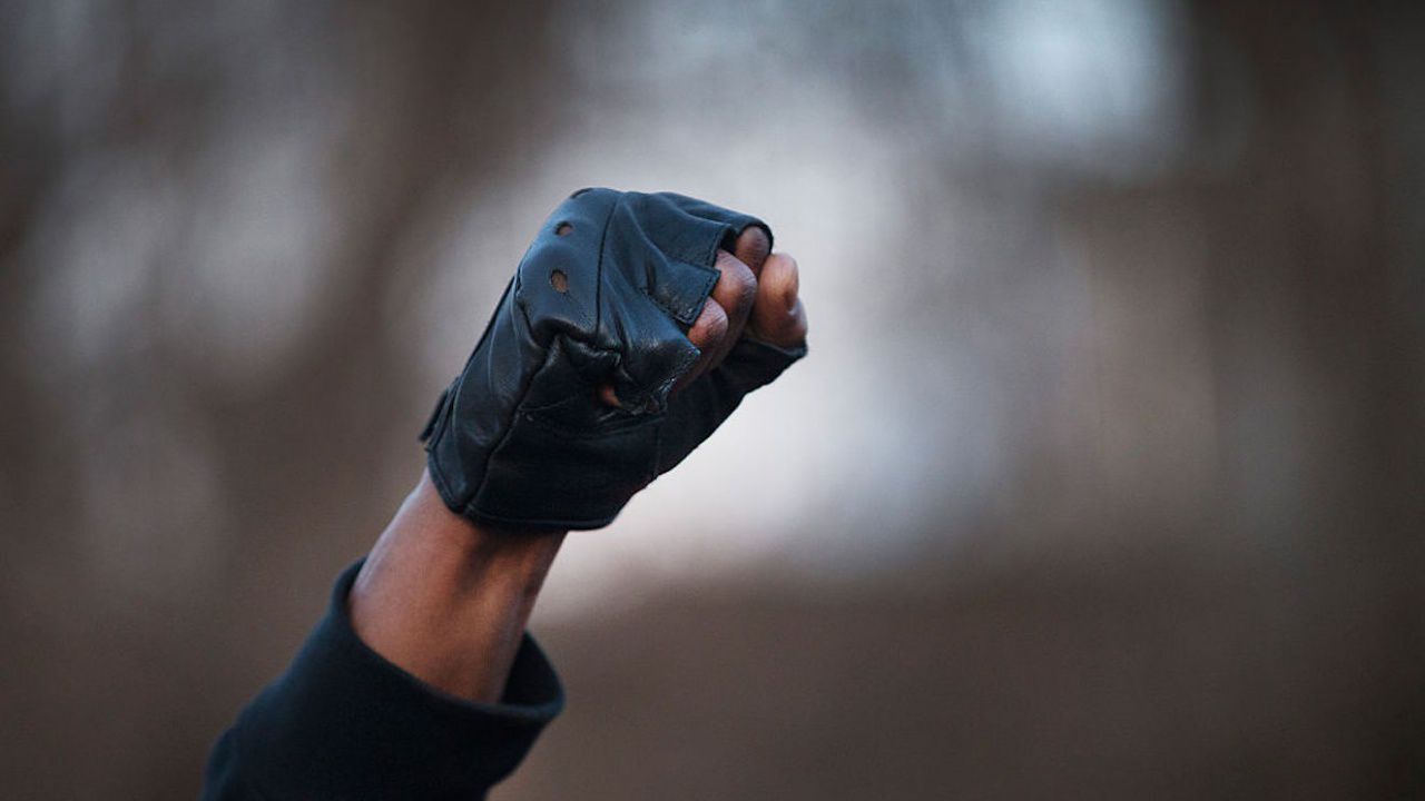 Французи призоваха за протест с конвой от камиони срещу правилата за ограничаване на COVID-19