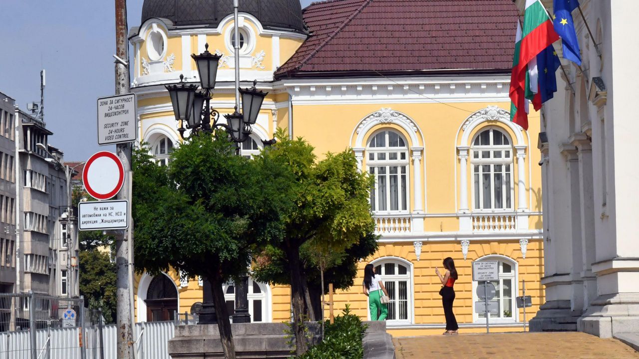 Депутатите решават дали Иван Иванов да бъде върнат като шеф на КЕВР