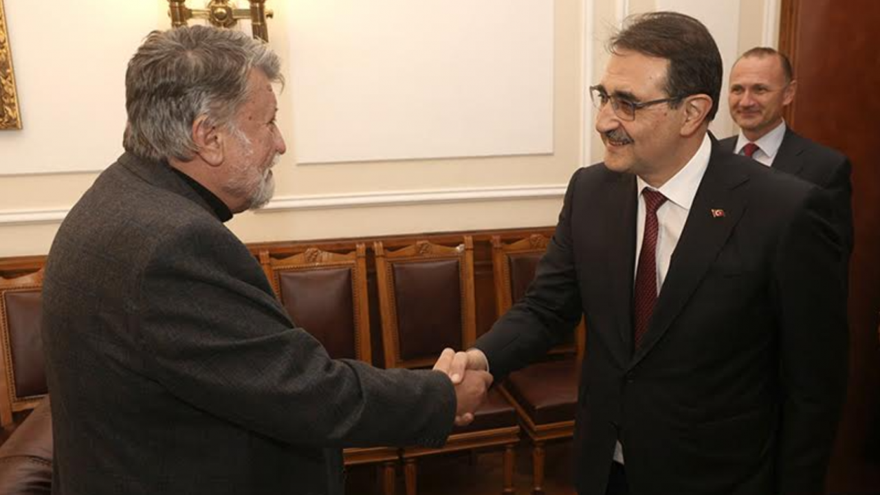 Вежди Рашидов разговаря с турския енергиен министър