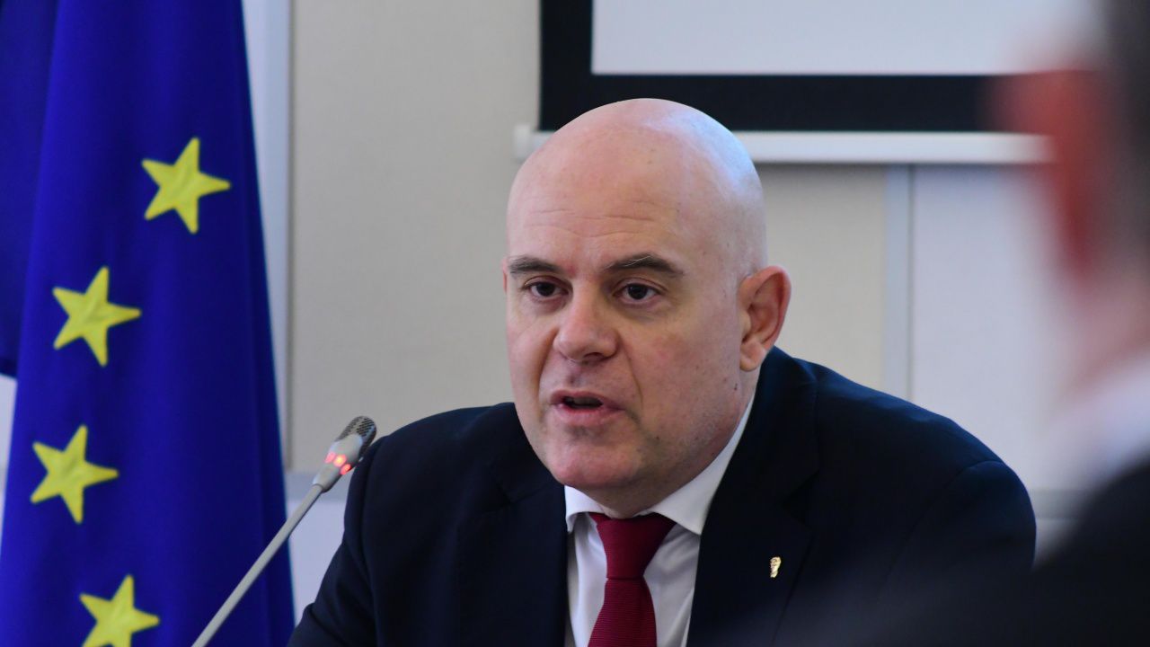 Гешев: Тази съдебна реформа цели да се овладее прокуратурата