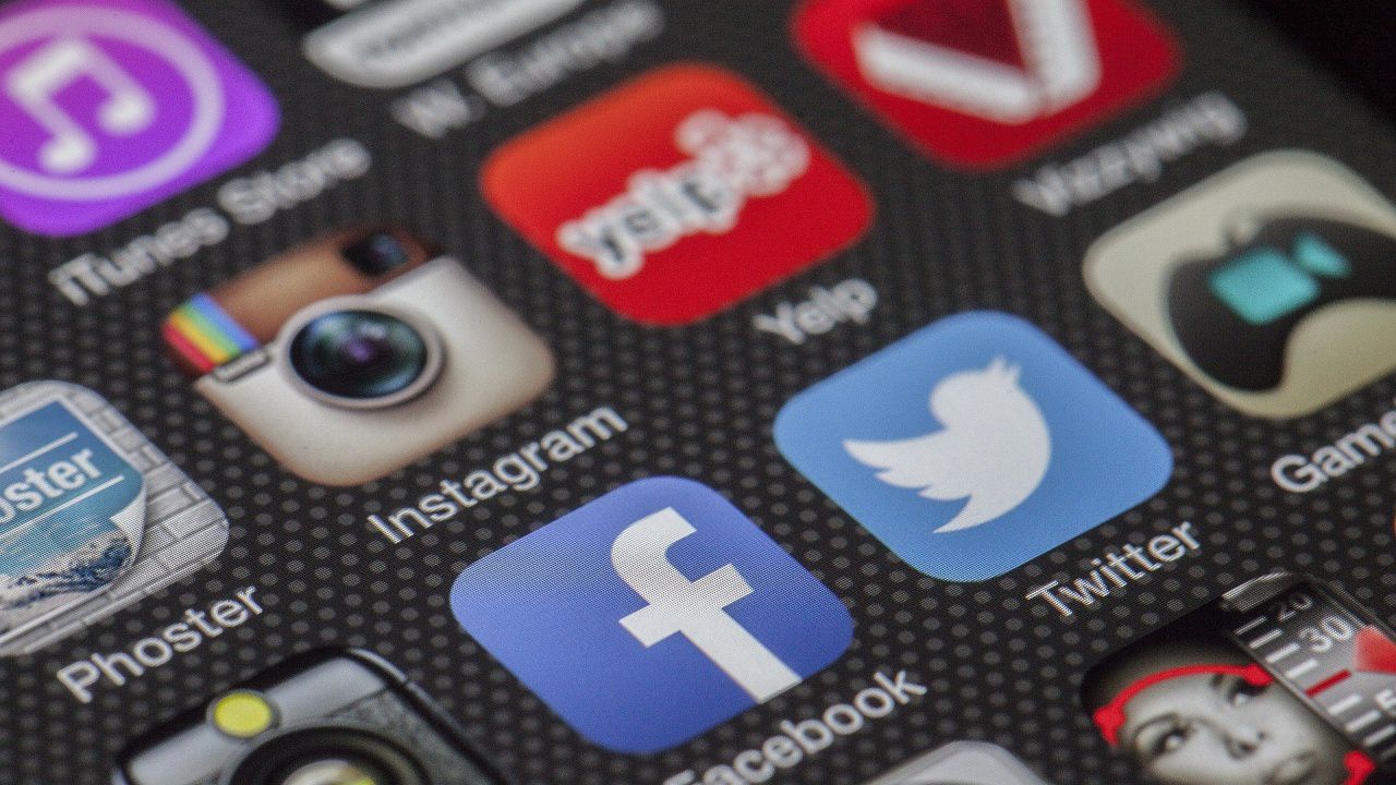 200 000 имейли изтекли от Twitter