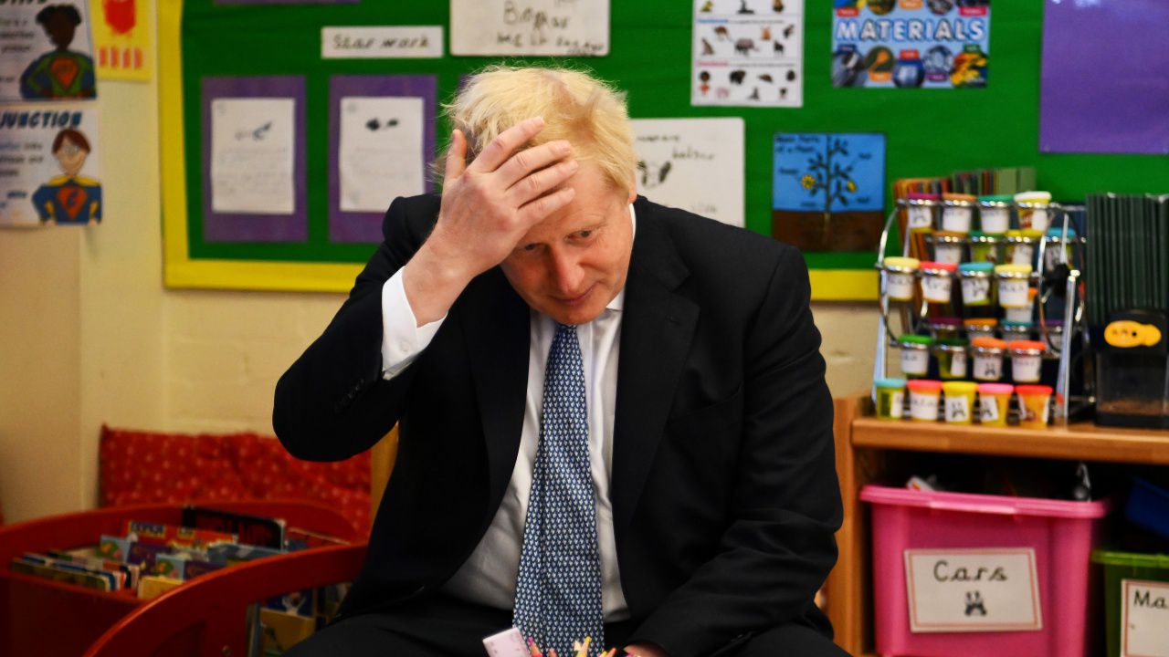 Партията на Джонсън понесе тежък удар на местните избори