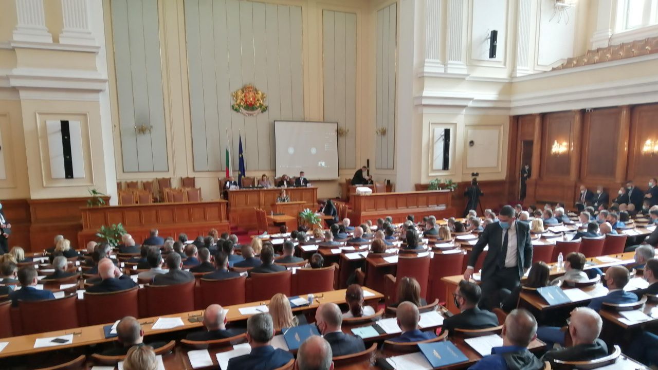 От парламента с подробности за поканите до официалните гости за откриването на 48-ото НС