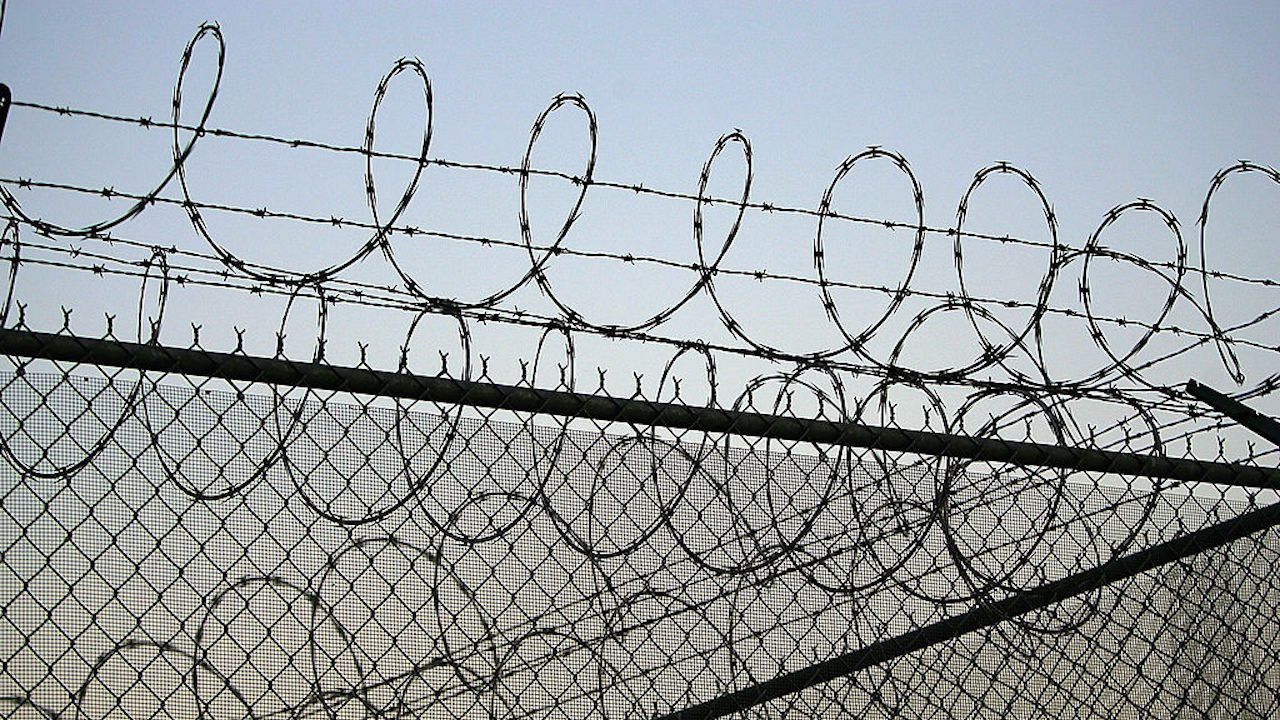 Затвор за мъж, заплашвал кмета на селото си и полицаи