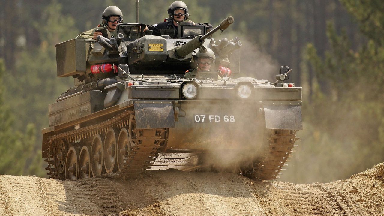 Полша прати "Глигани" в Украйна