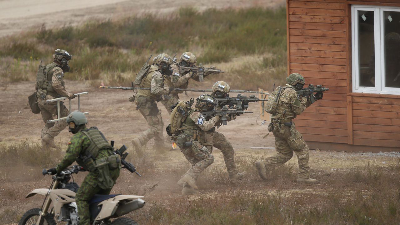 Наши военни са на съвместно учение със сили на НАТО в Румъния