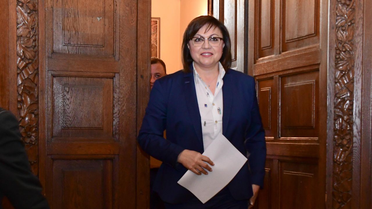 Нинова ще упражнява правата на държавата в капитала на търговски дружества