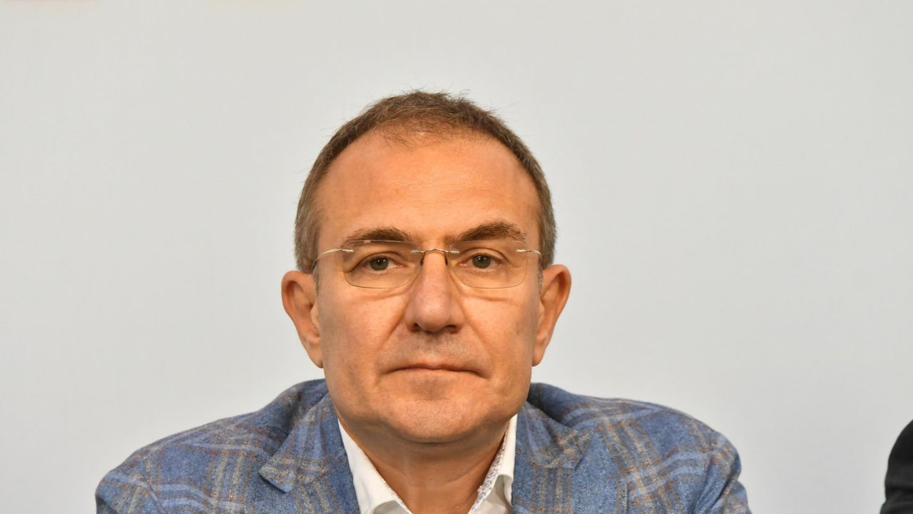 Гуцанов от БСП за коалиция с ГЕРБ и ДПС: Не виждам как това може да стане