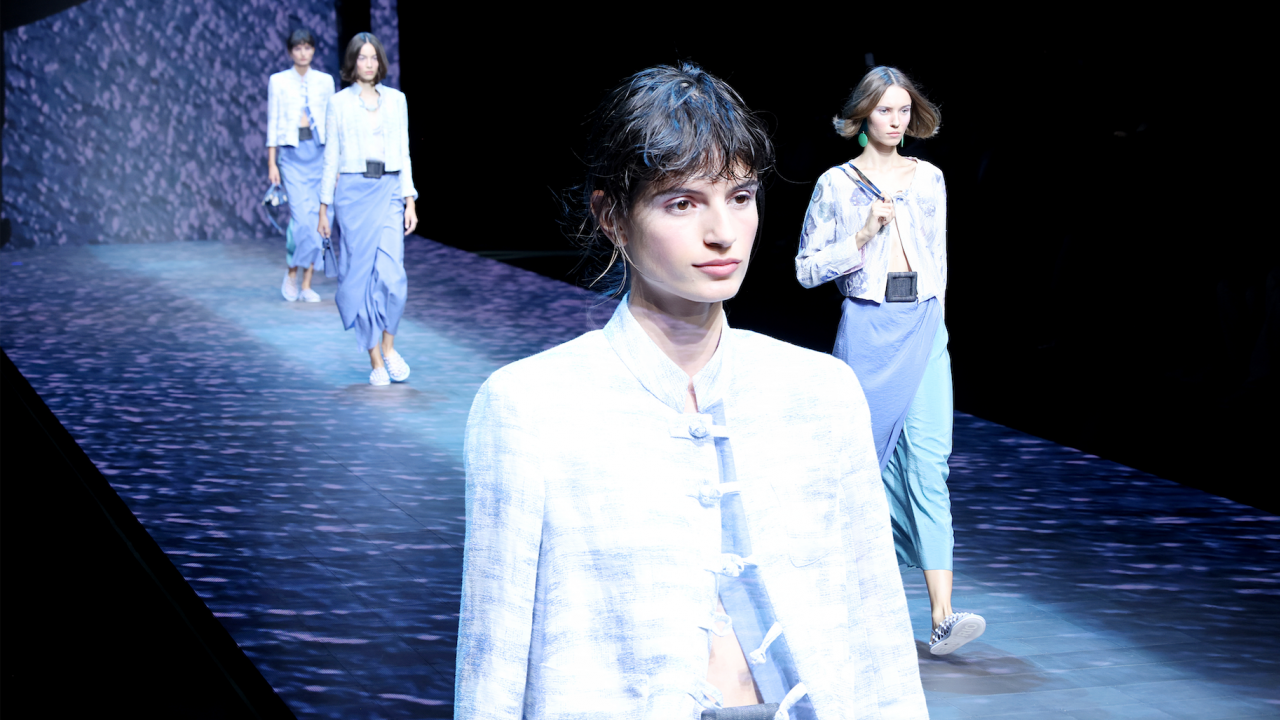 "Прада", "Макс Мара" и "Армани" се завръщат към великолепието отпреди пандемията на Седмицата на модата в Милано