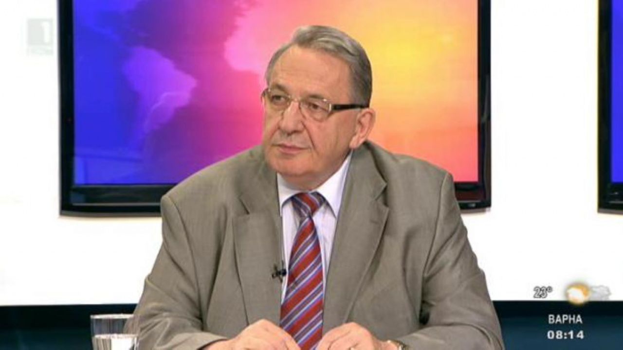Дипломатът Симеон Николов: Манекенка ще управлява 1 млрд. лева във фонд „Земеделие“! Клета България!*