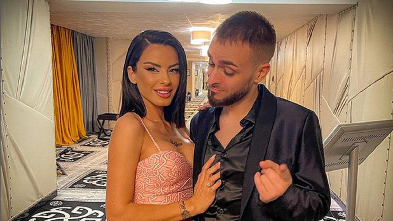 Криско крие децата си