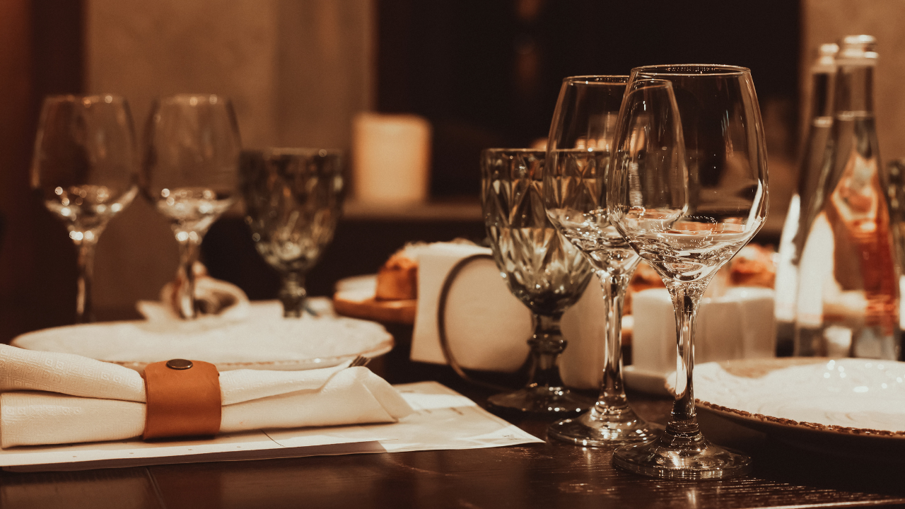 ДДС за заведенията да остане на вече приетите по-ниски ставки, искат от бизнеса