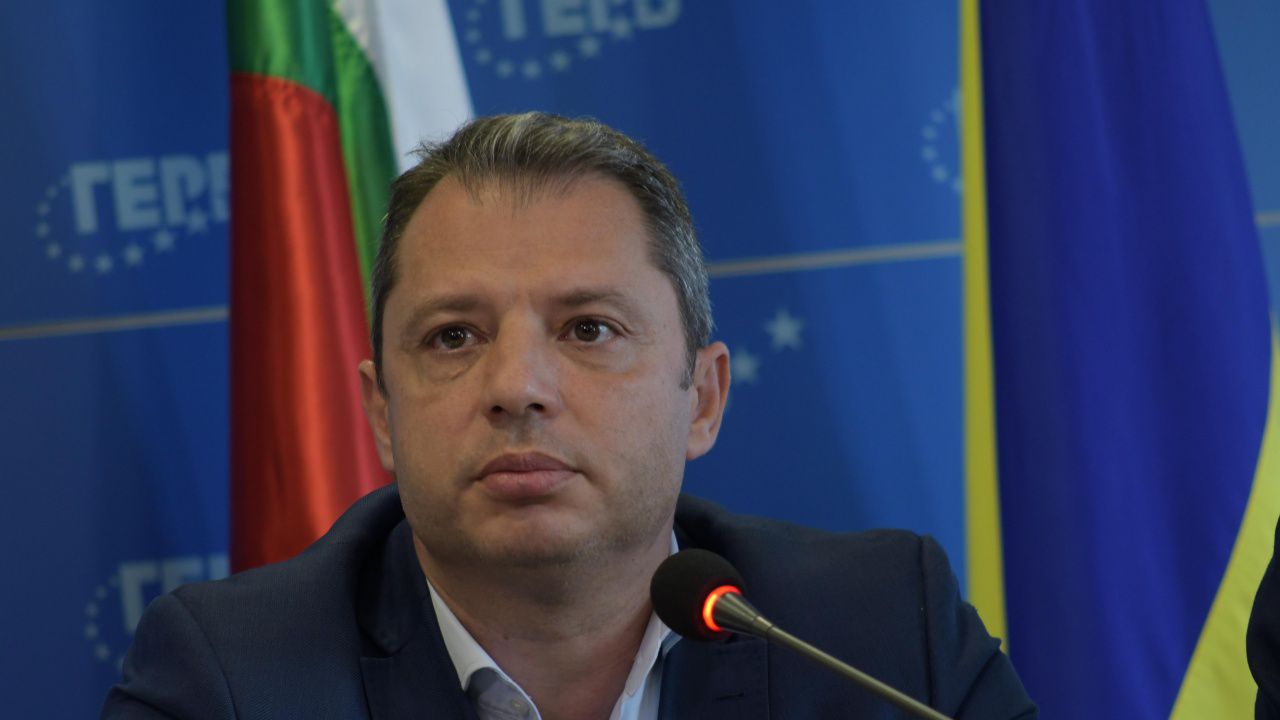 Делян Добрев (ГЕРБ): Имаме газ, защото купуваме от руски посредници