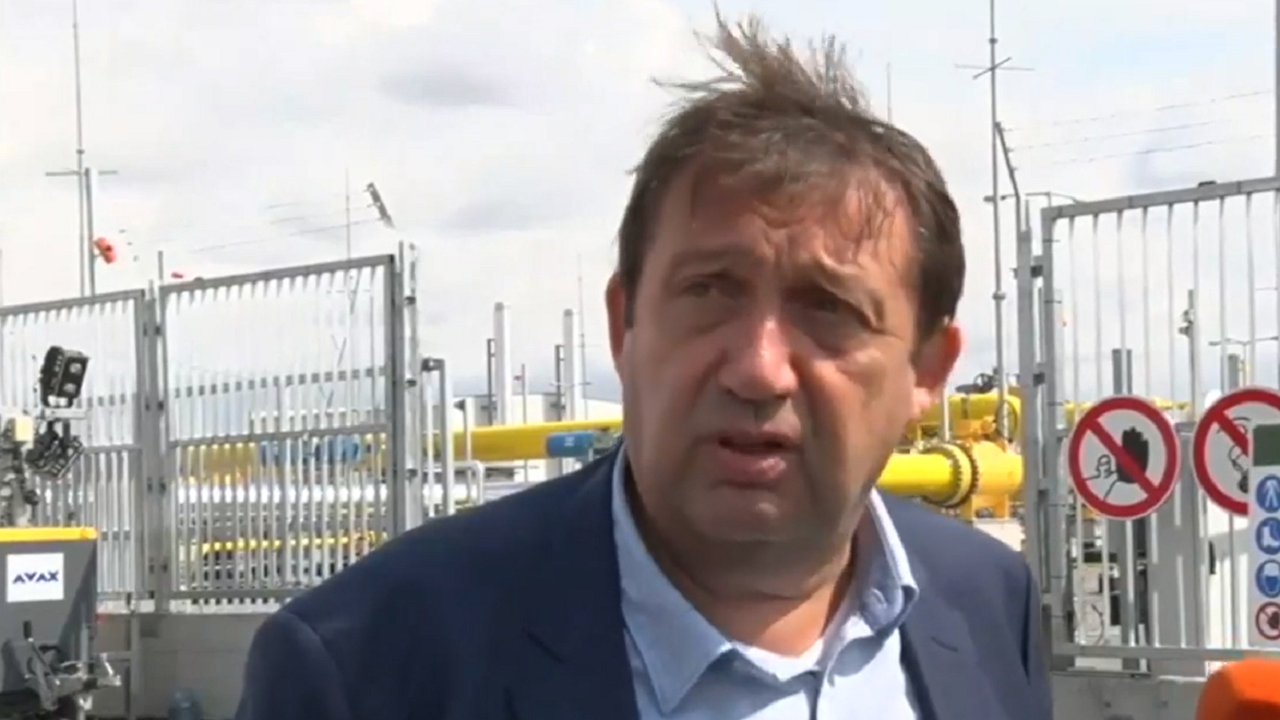 Министър Шишков: Очакваме интерконекторът с Гърция да бъде готов до 10-15 септември