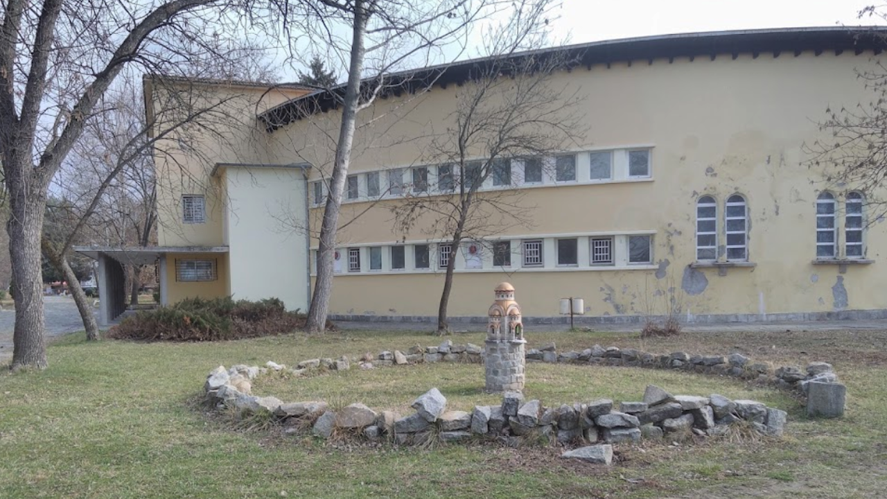 Отстраниха директора на санаториума, приемал фиктивни пациенти срещу кашкавал