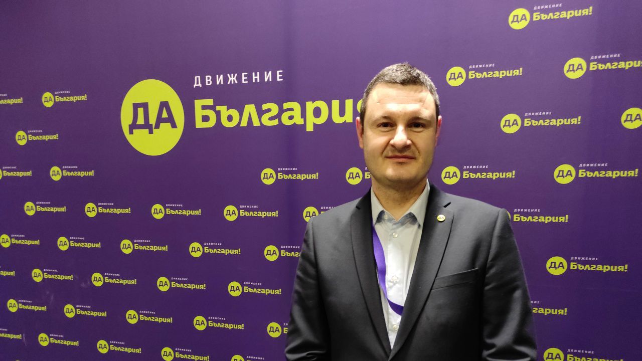 Симеон Ставрев пред novini.bg: Мнозинството в СОС обрича софиянци да спринтират с хронометри из рейсовете