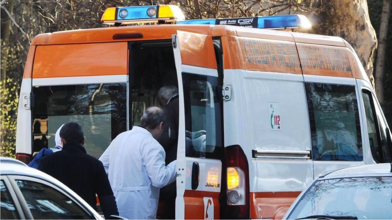 700-килограмов палет затисна работник, той почина в болницата в Шумен