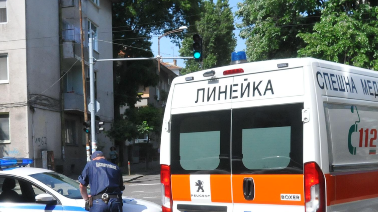 5-годишно дете е в болница,  кола го помела в Асеновград