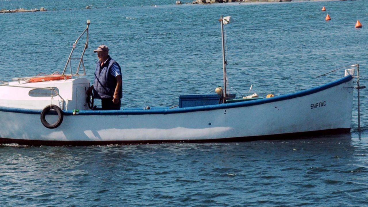 Рибари от Царево  отказват да не влизат в морето