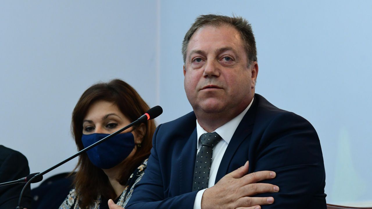 Д-р Маджаров: Явно има голямо търсене в момента на фалшиви сертификати
