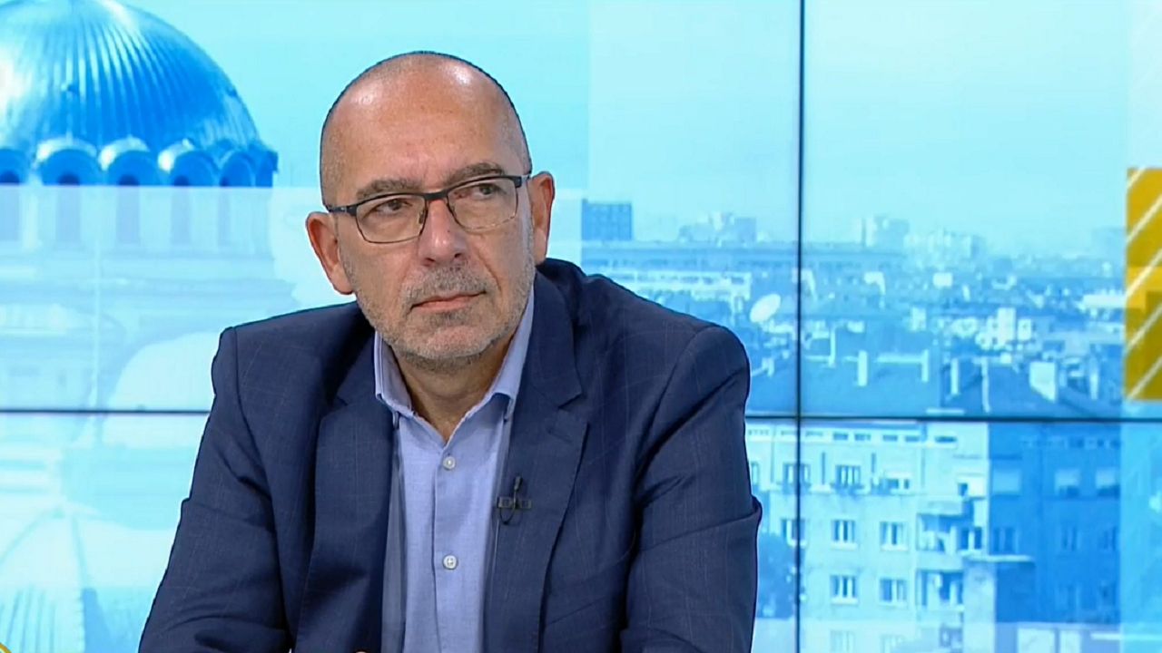 Д-р Константинов: Епохална глупост е, че преболедувалите не бива да се ваксинират