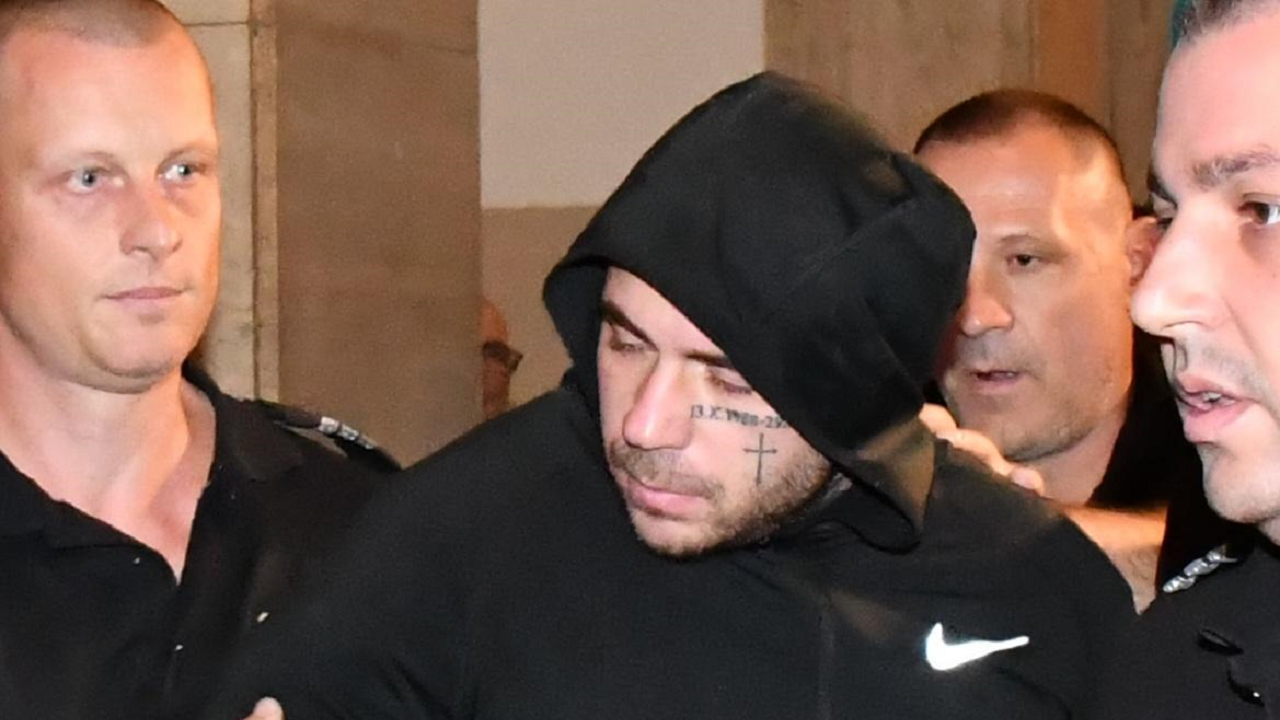 Георги Семереджиев вече има обвинение за ползване на фалшиви номера