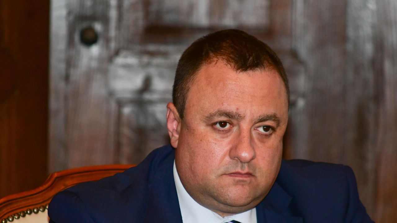 ГЕРБ саботира сделката за изкупуване на зърно от държавата, обяви земеделският министър