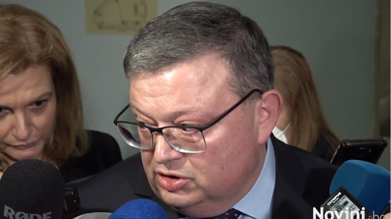 Сотир Цацаров: Не желая да разговарям с Кирил Петков