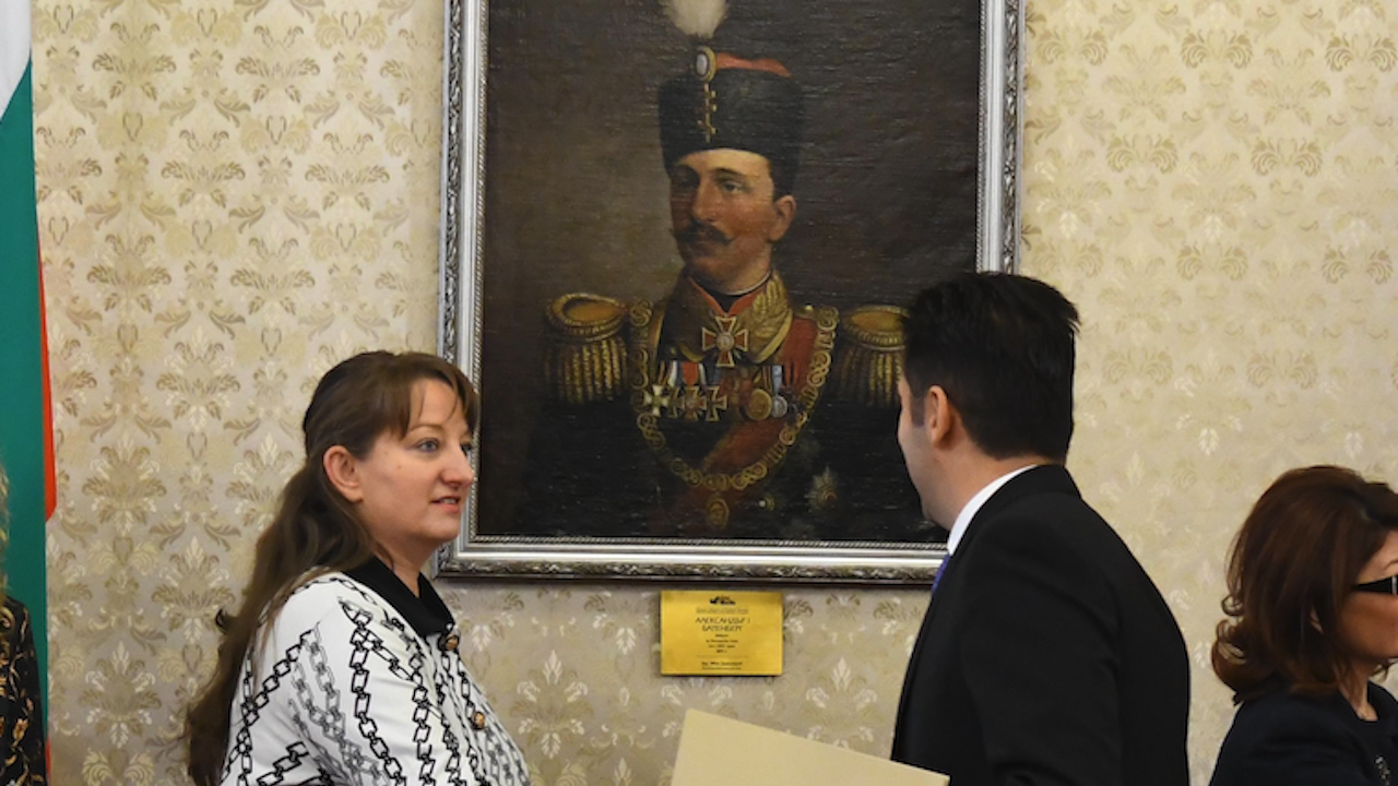 Сачева: Основният ни спор с ПП е какво можем да си позволим с бюджета