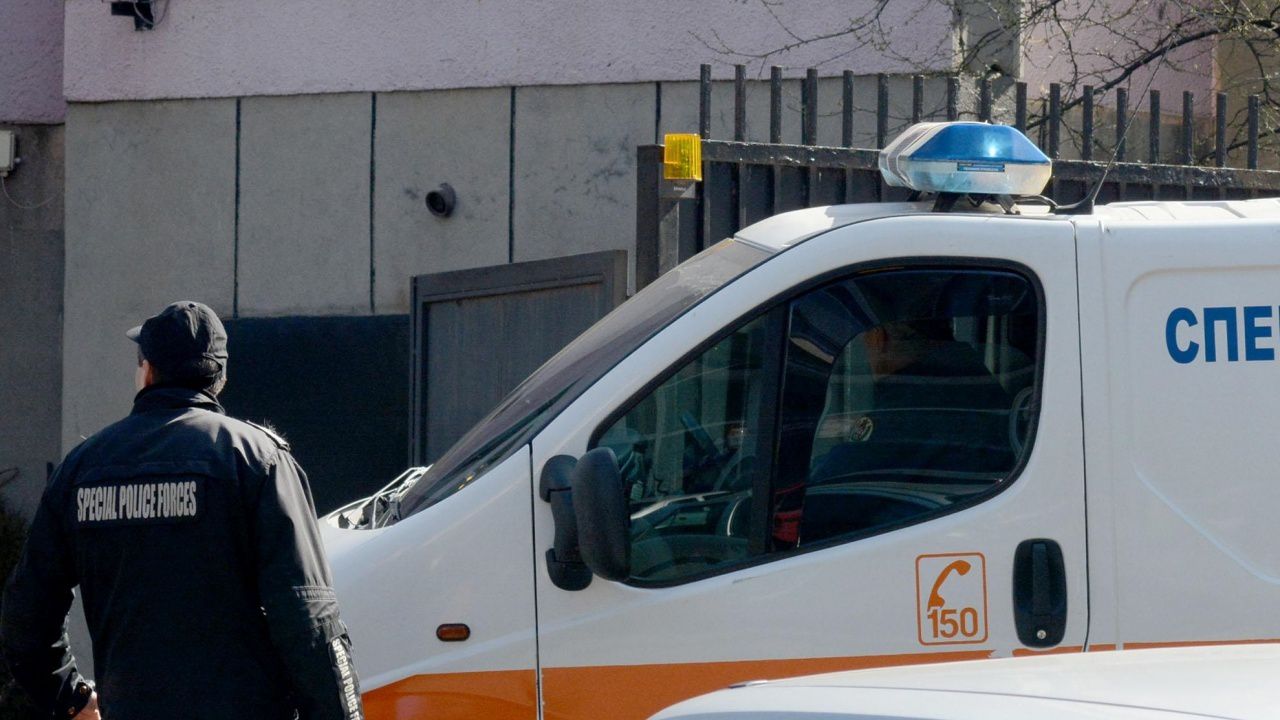 Кървава драма с нож по време на сделка за дрога в София