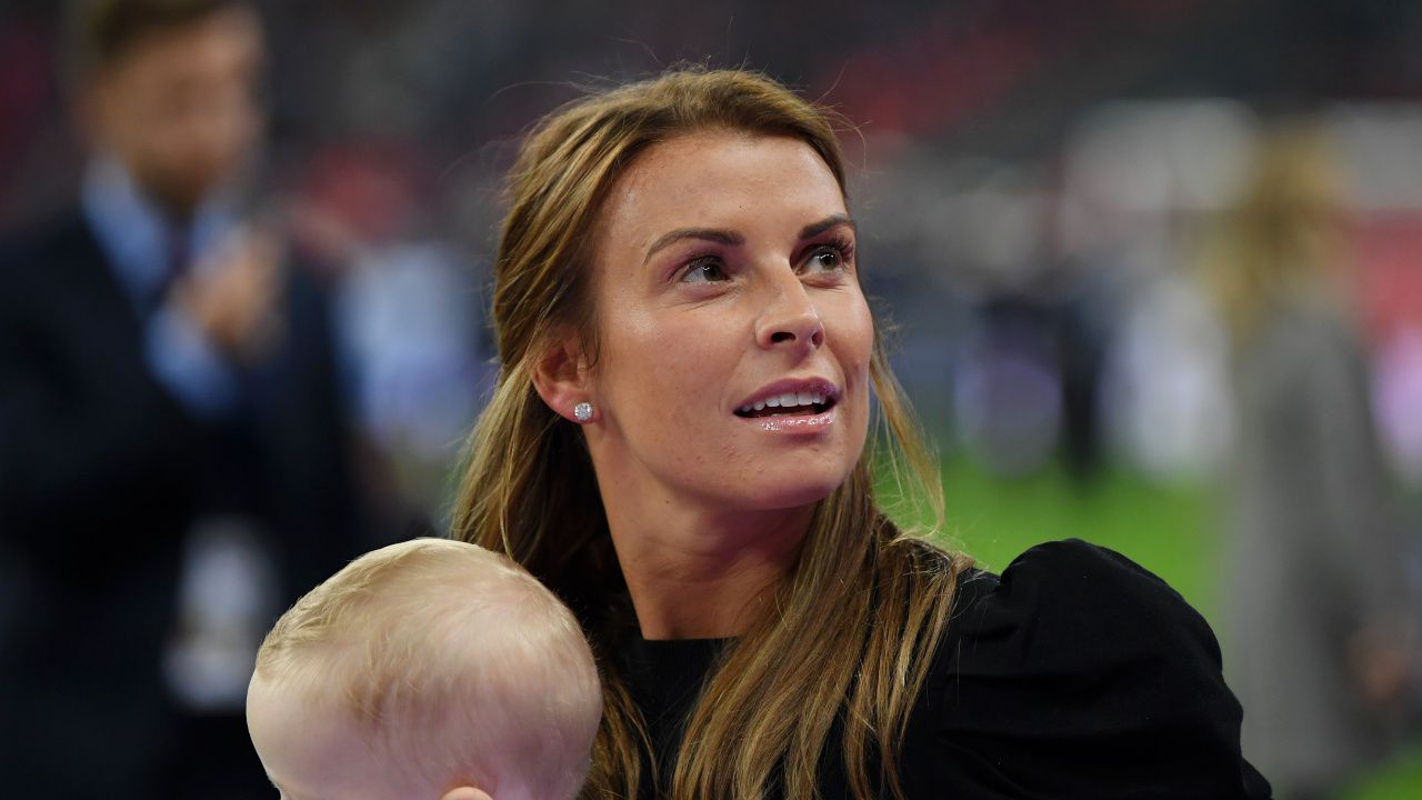 Жената на Уейн Руни: за изневерите, проститутките и разбитото сърце