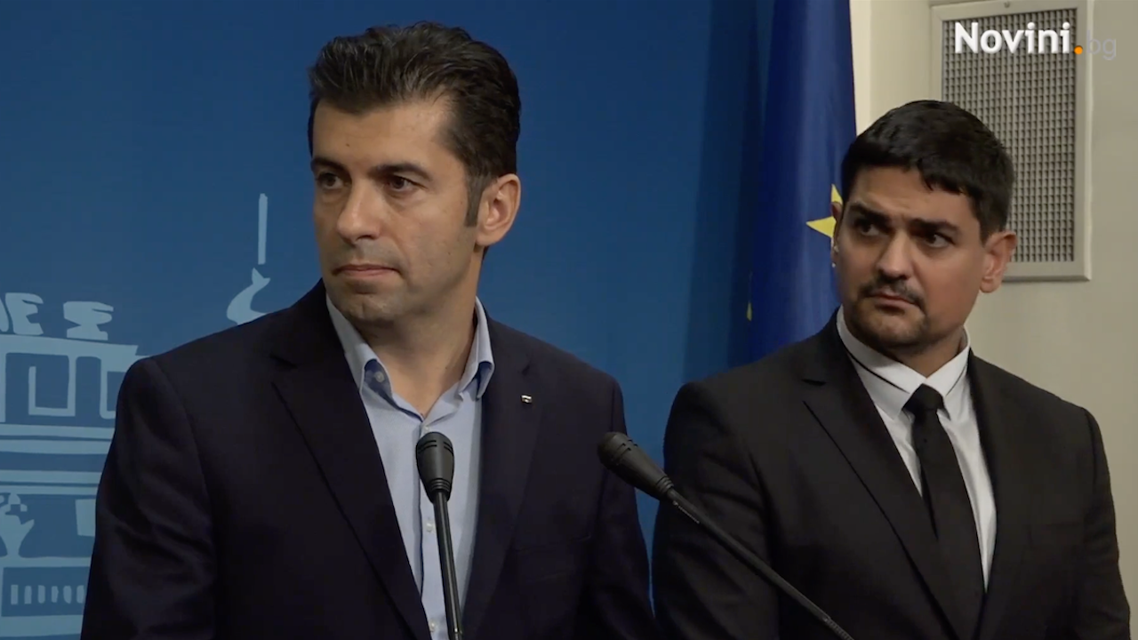 От президентството звънели на ДПС Радостин Василев да не е председател на спортната комисия