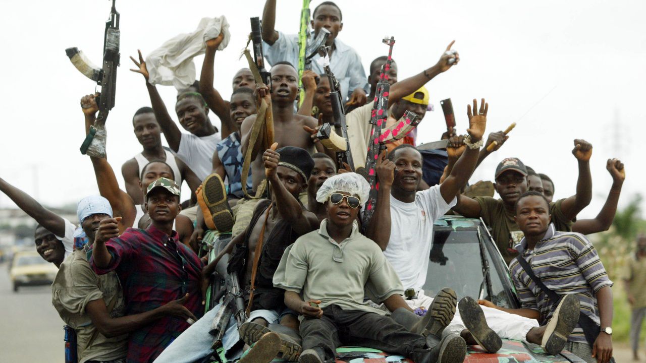 Групово изнасилиха актриси по време на снимки на клип в Крюгерсдорп