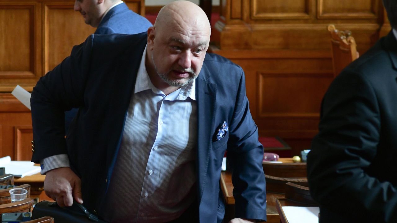 Красен Кралев: На страната категорично са нужни предсрочни избори