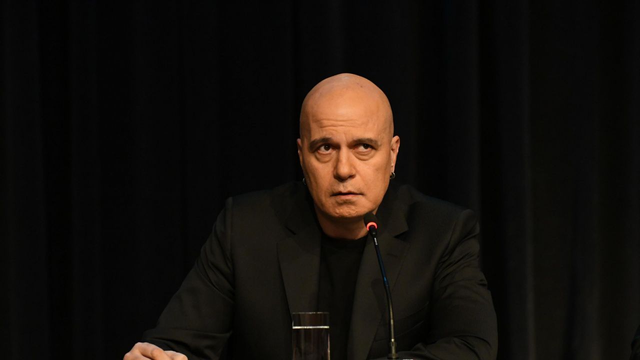 Слави Трифонов след скандала в НС: Вече нямаме място в тези лицемерни преговори