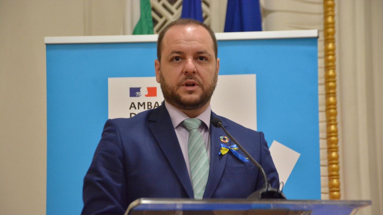 Борислав Сандов представя платформа за намаляване на пластмасовите опаковки