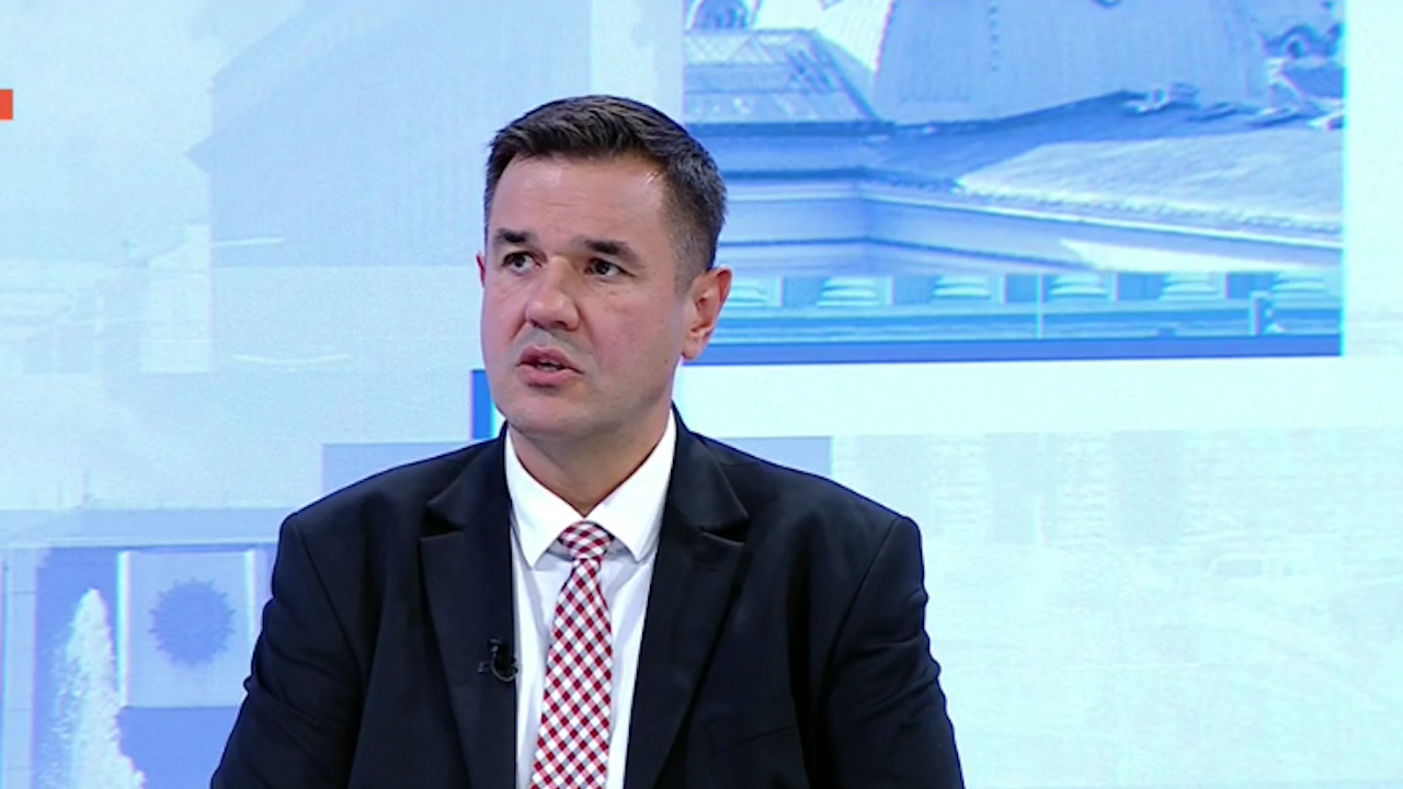 Министърът на икономиката: Няма проблем да намалим потреблението на ток с 15%