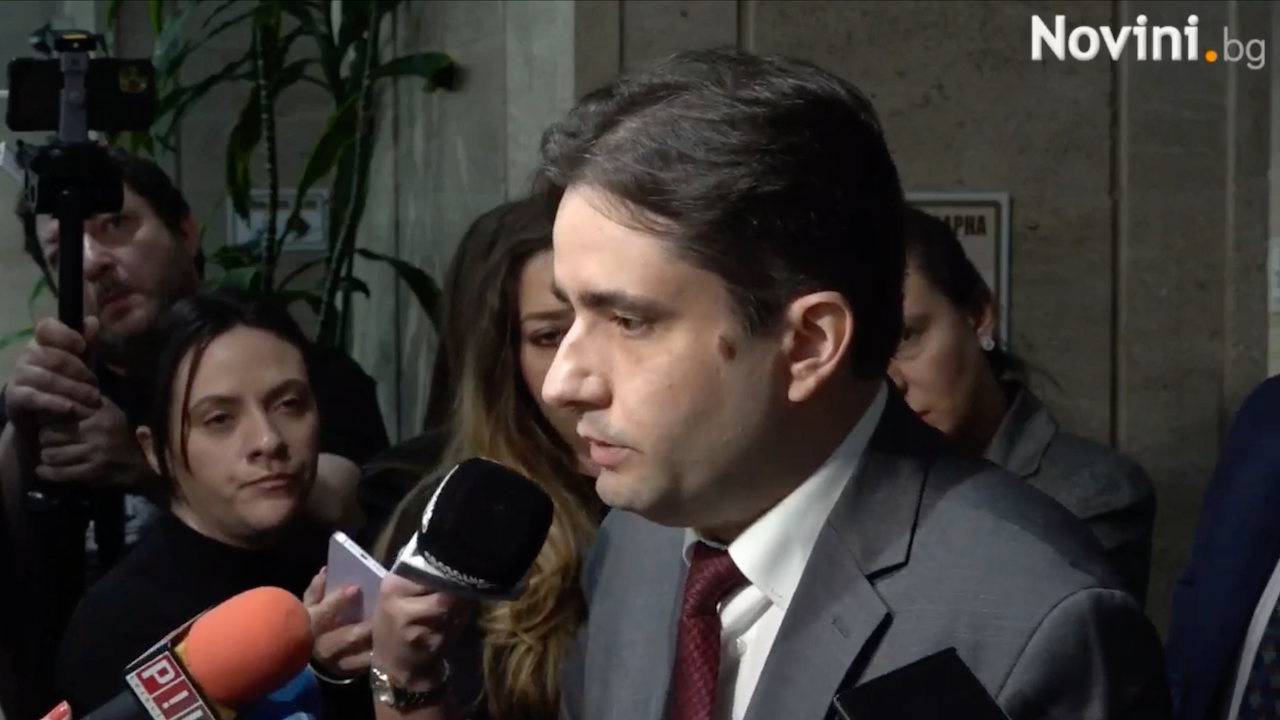 Божанов: Борисов не е бил на преговорите, за да се връща на тях