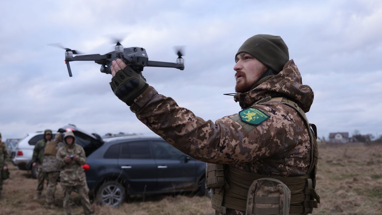 Украински дронове поразиха военен завод край Москва