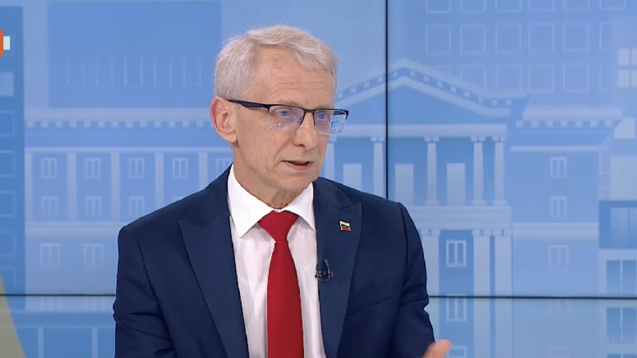Николай Денков: Пеевски действа като валяк и следващият е Бойко Борисов
