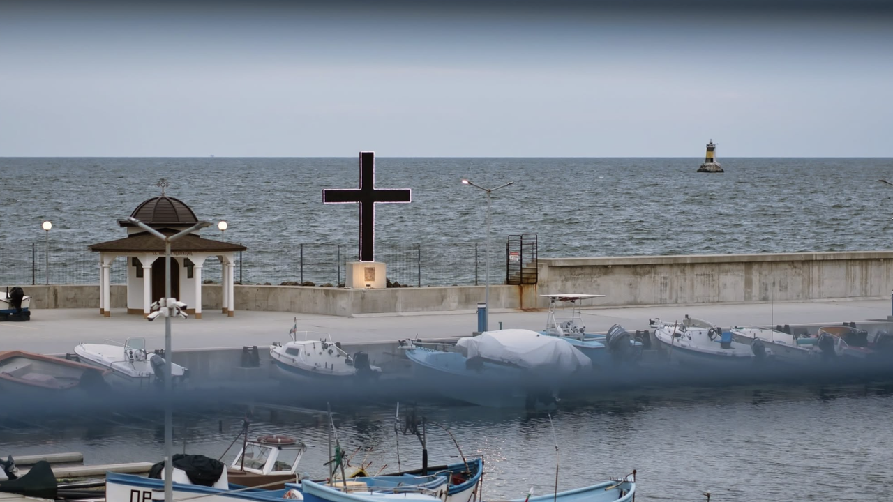 Рибарското пристанище в Поморие е отличено със световната награда "Син флаг"