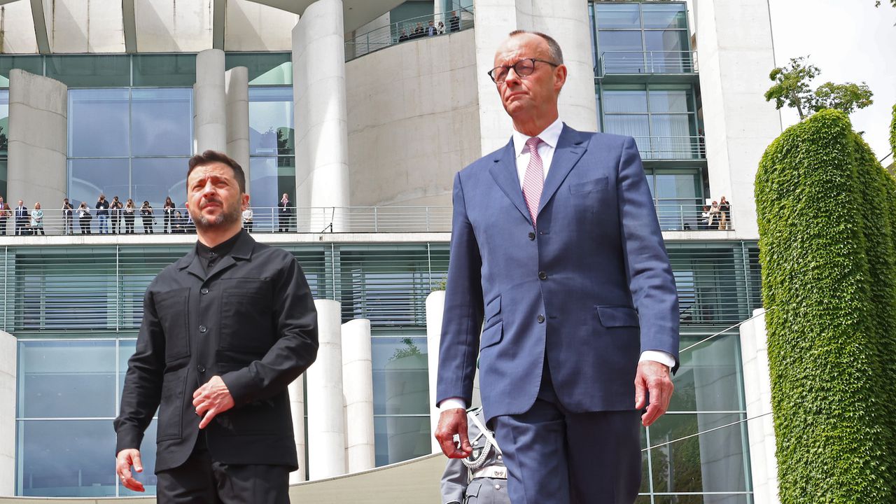 Володимир Зеленски призова САЩ да засилят санкциите си срещу Русия