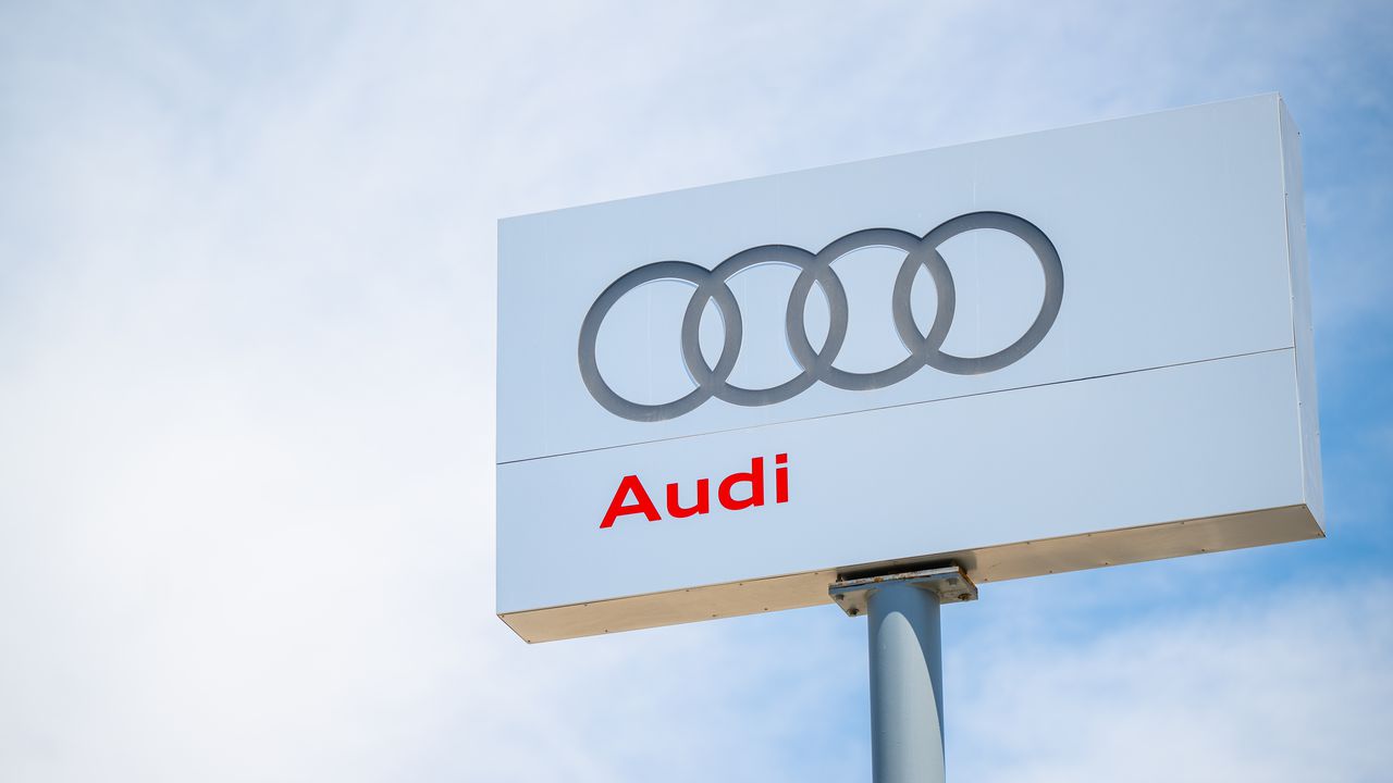Ауди“ отчита 12,2 на сто спад на доставките в Северна