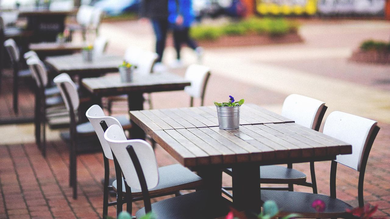 По-високи държавни такси на БАБХ: Бизнесът сигнализира за увеличение от 10 до 30 пъти