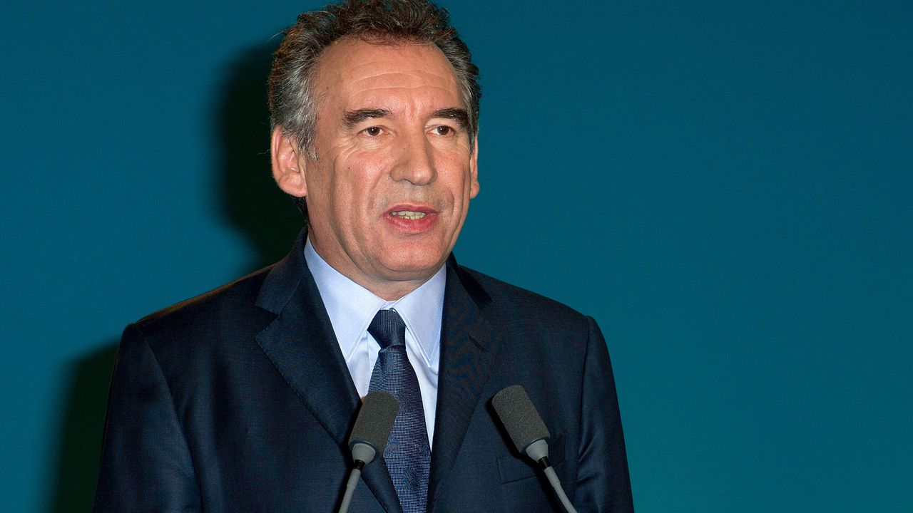 Премиерът на Франция: Новото търговско споразумение между ЕС и САЩ е тъжен ден за Европа