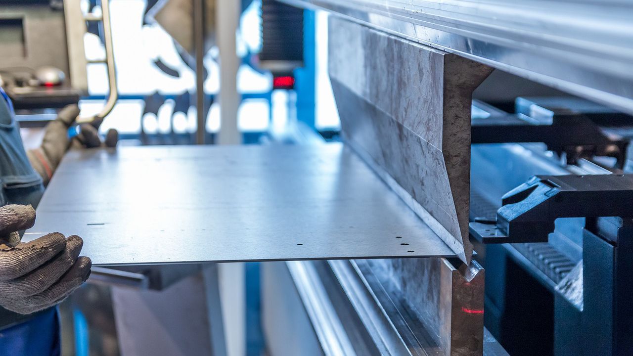 Германия продължава да губи пазарен дял от световната търговия, показва нов анализ