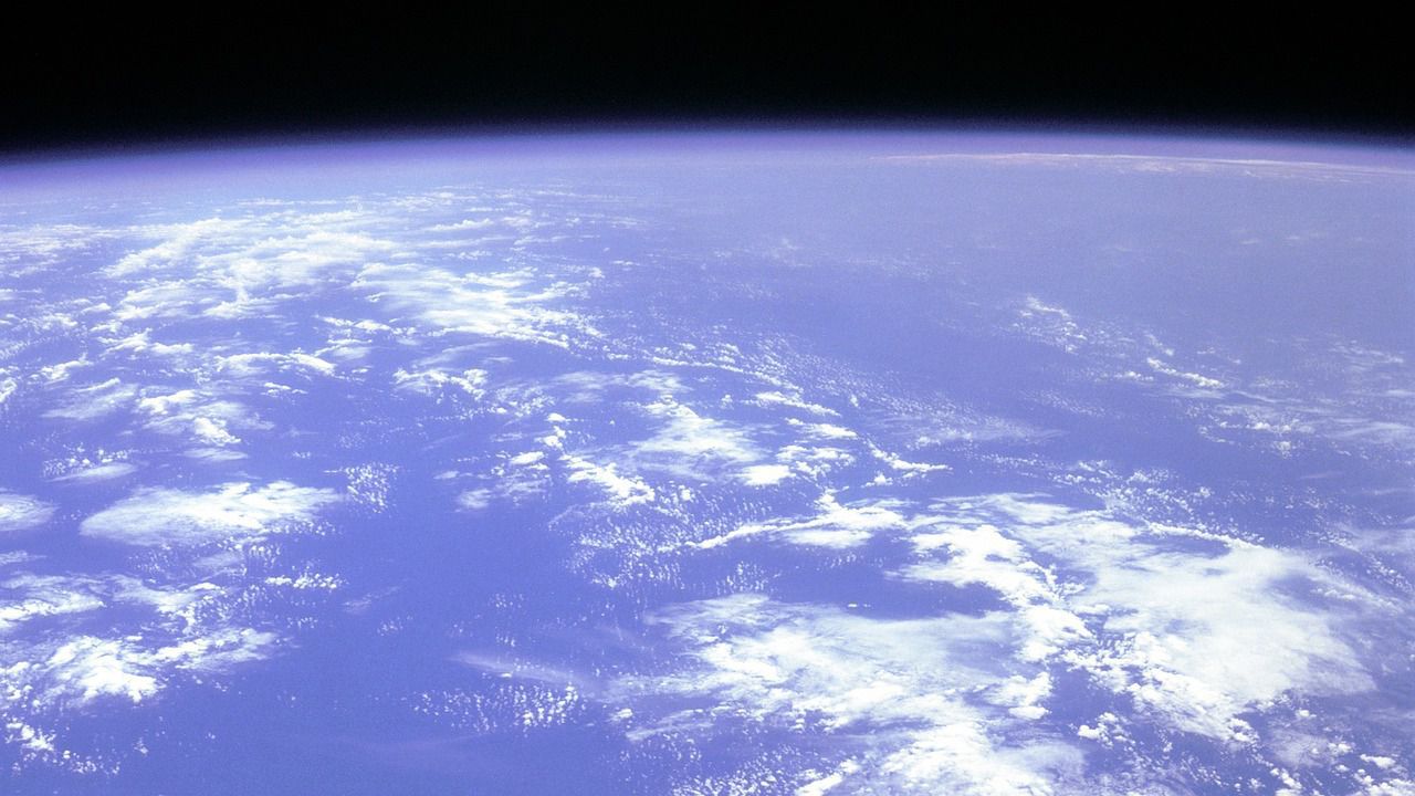 Международен екип от учени разкри как земната атмосфера е преминала