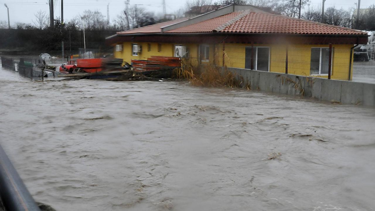 Река Янтра преля в Русенско