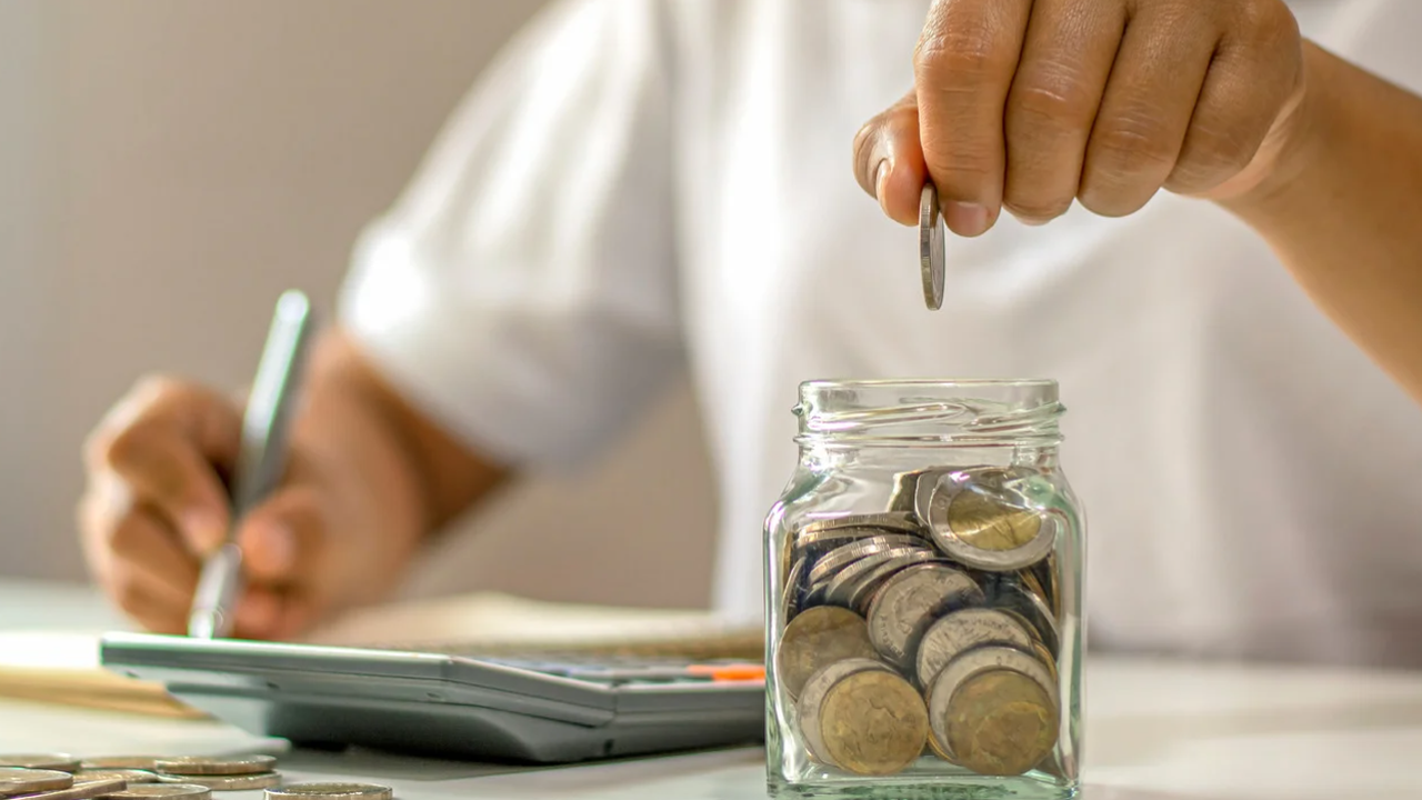 Изследването представлява втора част и надгражда миналогодишния доклад Как спестяват