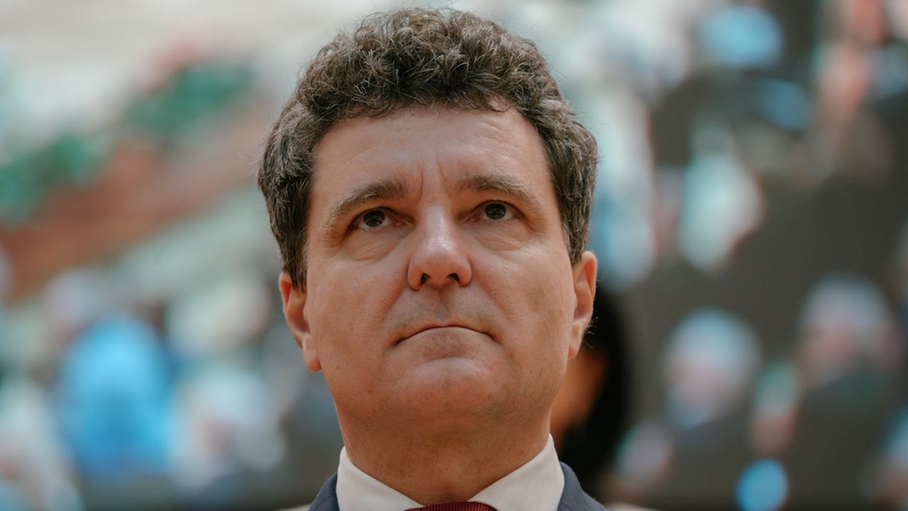 Във връзка с анулираните избори президентът Никушор Дан каза, че